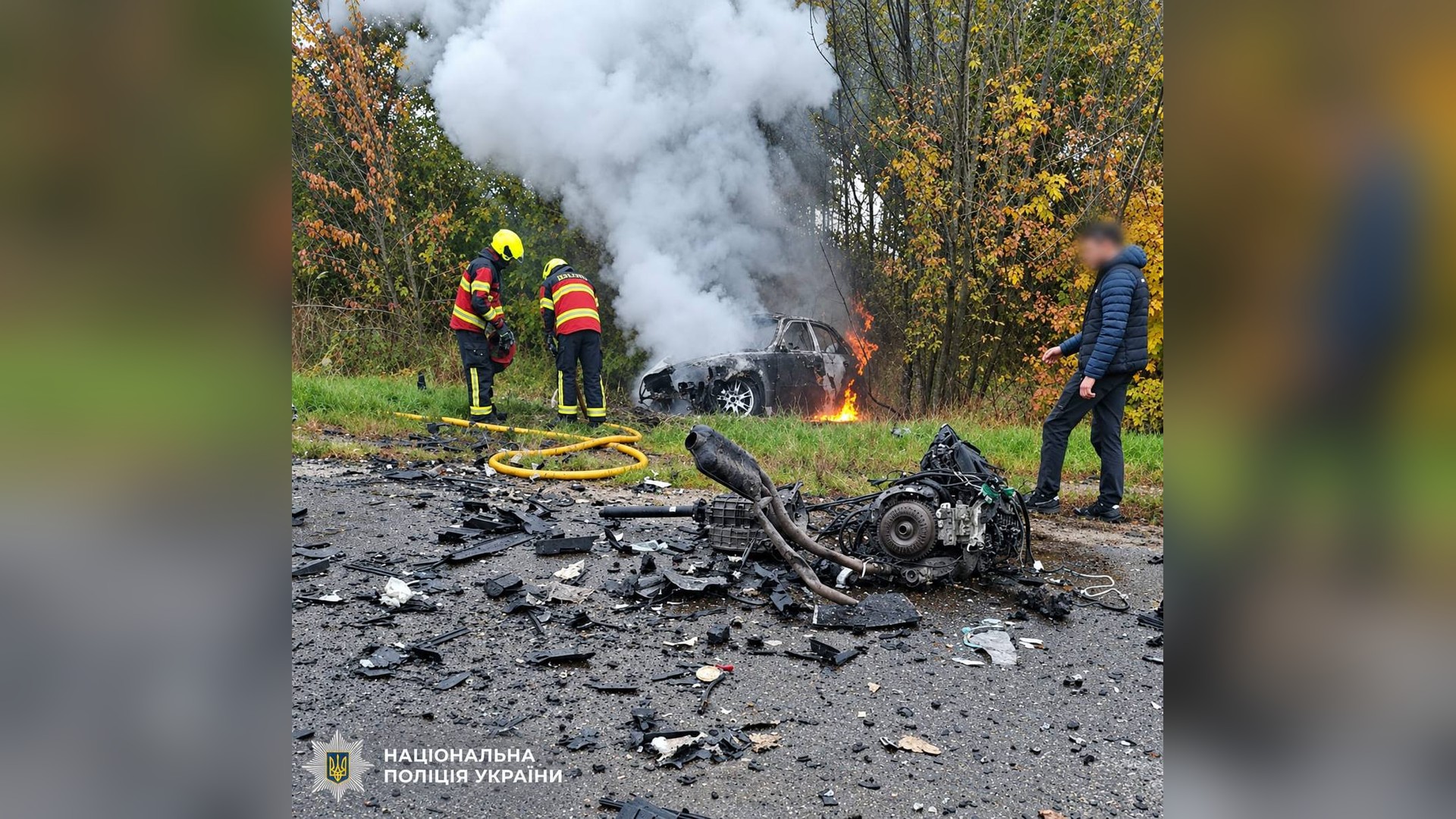 У Києві демонтували понад 2200 МАФів і споруд без дозволів з початку 2025 року Місце смертельного ДТП на автодорозі Київ-Овруч на Вишгородщині, де зіткнулися BMW і Nissan Rogue