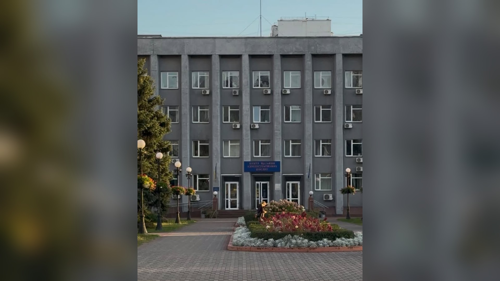 Столітні леви на Великій Житомирській руйнуються: експерти попереджають Оболонський р-н Києва залишається без призначеного голови РДА вже 48 днів після звільнення Фесика