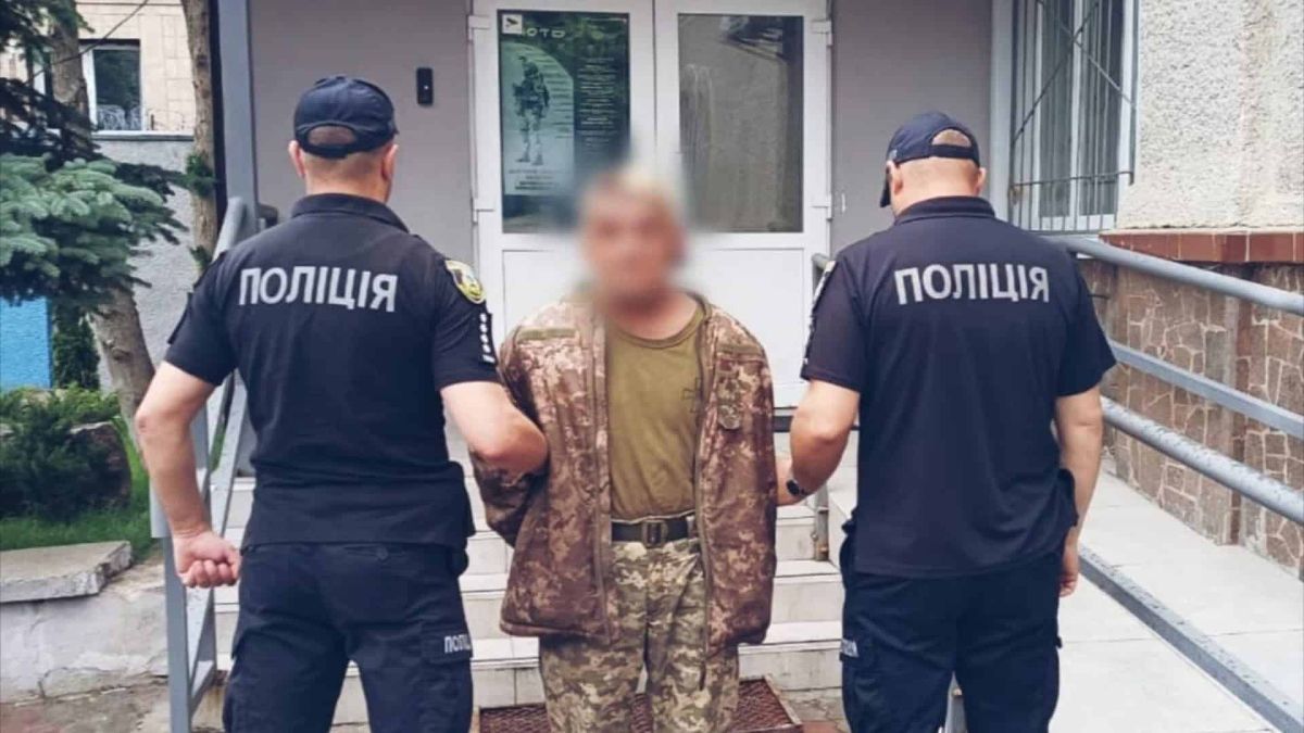 Військовий убив жінку і побратима на Фастівщині: підозра