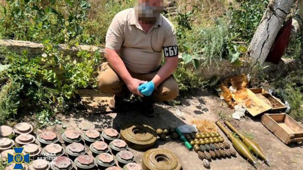 Продовження скандалу з шортами в київському ліцеї: директорка досі на лікарняному, розслідування триває Продовження скандалу з шортами в київському ліцеї: директорка досі на лікарняному, розслідування триває