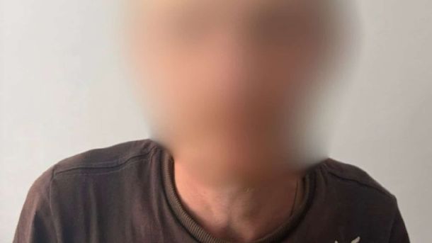 Киянка замовила вбивство поліцейського через кримінальних авторитетів Будівля Київської міської прокуратури — тут повідомили про підозру 33-річному киянину у сексуальному насильстві над п'ятьма племінниками