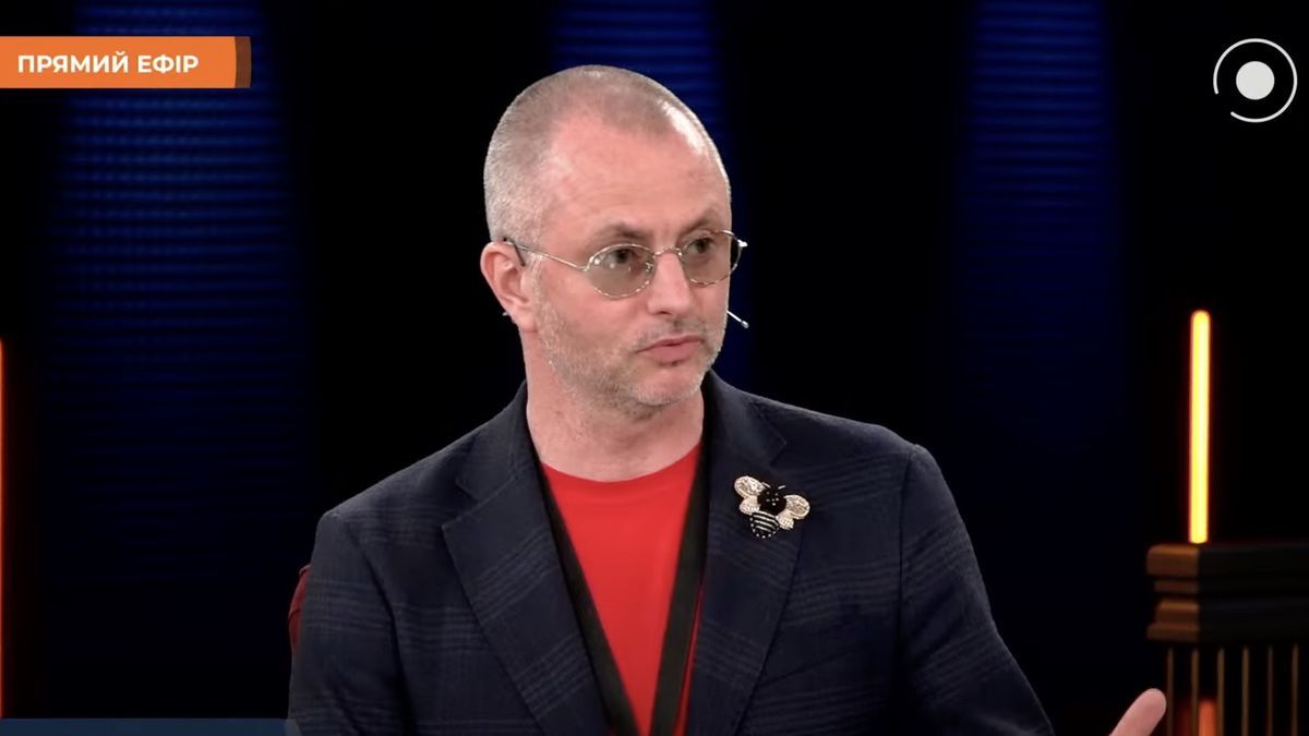 Максим Бахматов під час прямого ефіру на телебаченні
