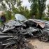 Два розбиті автомобілі BMW та Skoda після смертельного зіткнення на дорозі у Переяславі