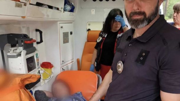 На Полтавщині пройде 10-денний вишкільний табір «Відвага» Поліцейські Бучанського району разом із місцевою жителькою розшукали 82-річну жінку, яка заблукала і пролежала на вулиці дві доби