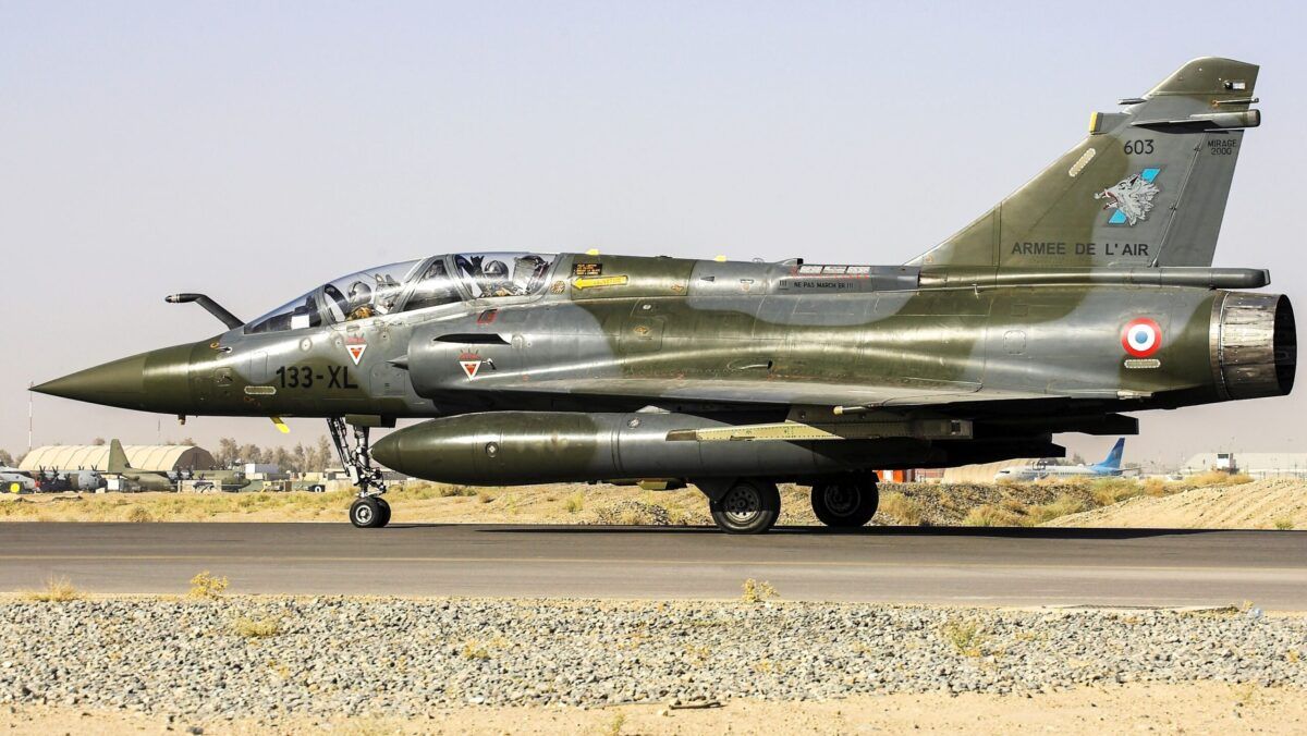 Винищувач Mirage 2000