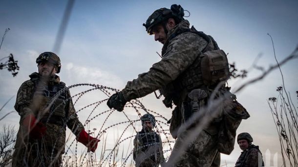 Українські військові на позиціях