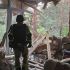 Рятувальник ДСНС Київщини в зруйнованому будинку після нічної атаки на Київщину 2 червня