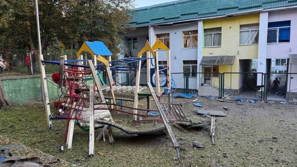У Києві пошкоджено будівлю представництва ЄС після російського удару
