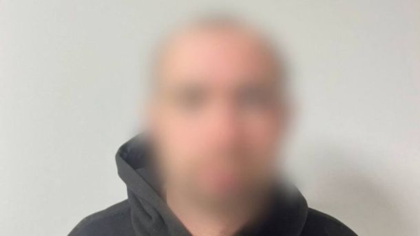 Підозрюваний у відділенні поліції