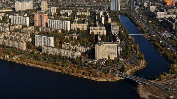 Автомобільний міст через Русанівський канал