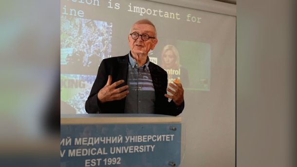 Головні новини Києва | Kyiv.News Британський нейрохірург Генрі Марш виступає з лекцією перед медичними працівниками у Києві