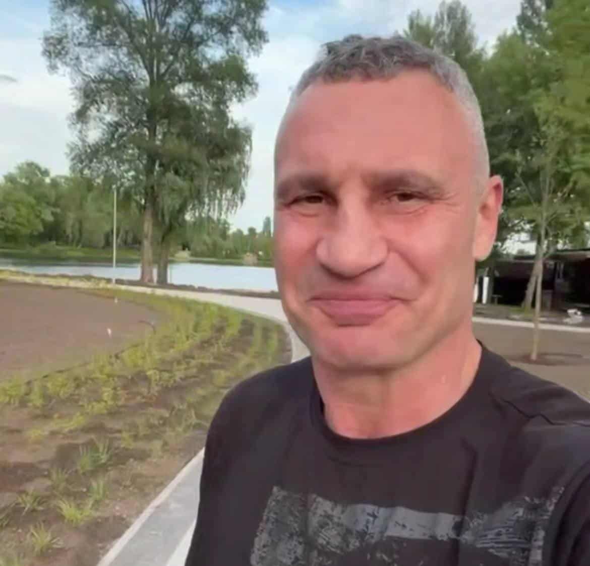 На Оболоні облаштовують Вільнюський сквер
