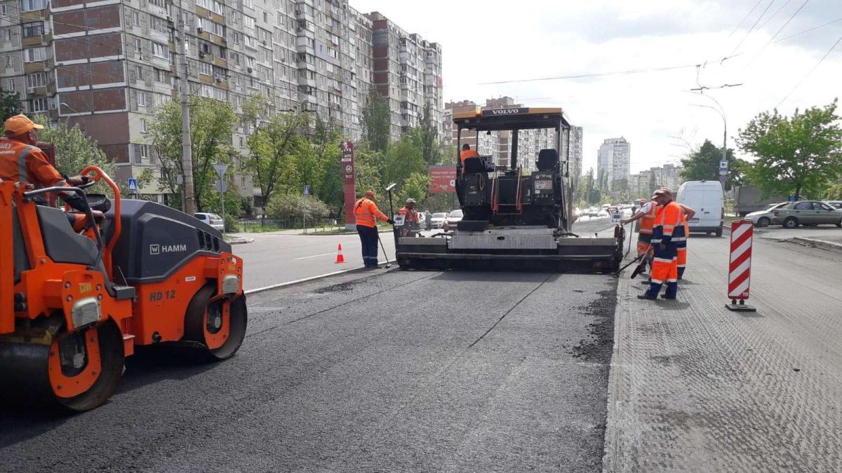 Капітальний ремонт доріг у Києві: де оновлять покриття та змінять рух у 2025 році