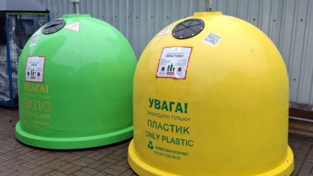 Малюків-засновників Києва одягнули у вишиванки до свята: Либідь — у сукні з віночком, Кий — у військових штанах