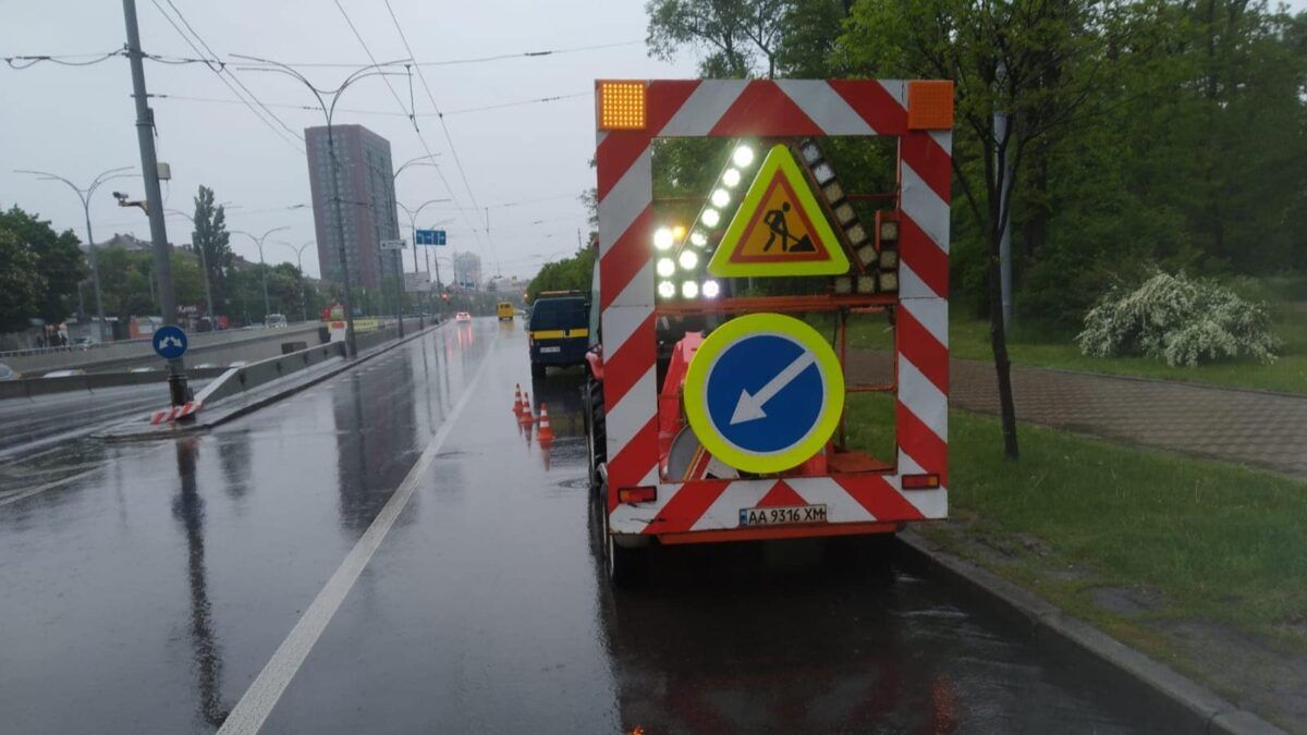 На вулиці Остафія Дашкевича до 7 червня частково обмежать рух через ремонт