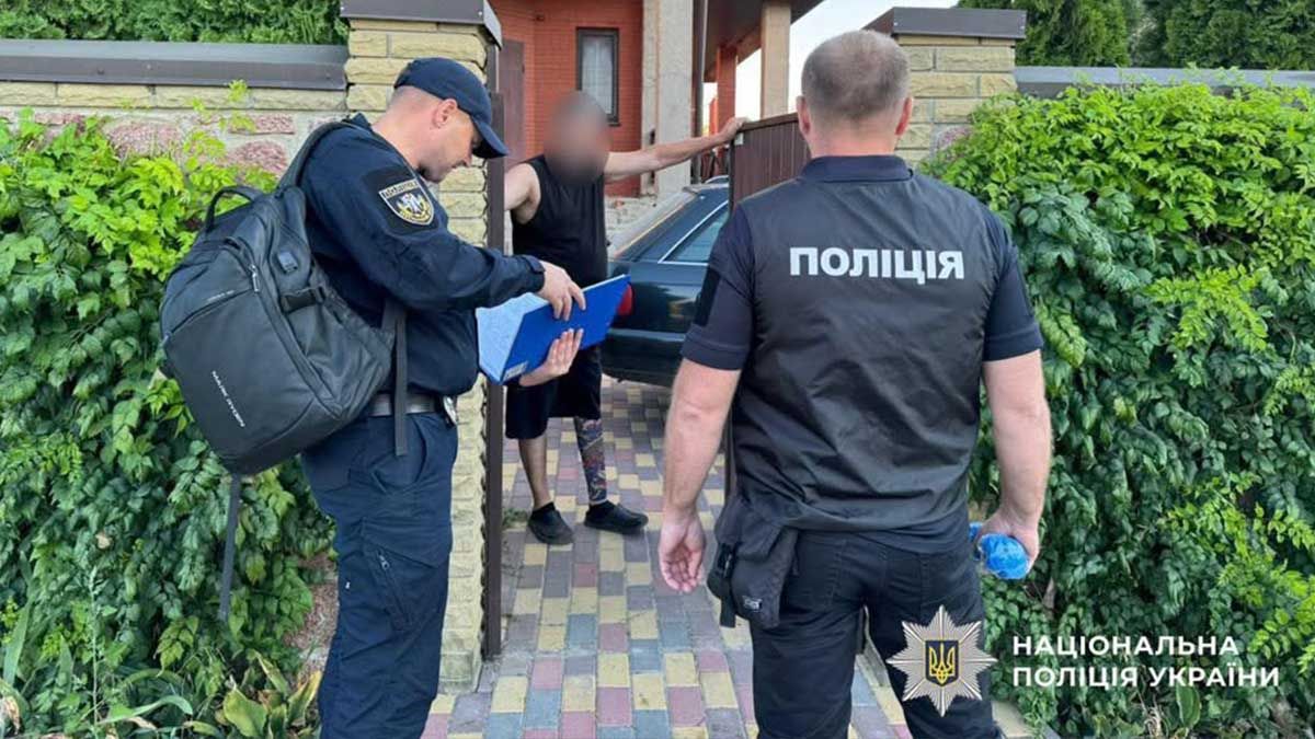 Поліція викрила схему заволодіння землею кіностудії Довженка на 60 млн грн