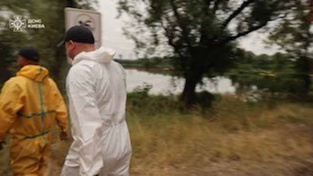 Медцентр Києва — 2-й в Україні: 46 трансплантацій за півроку Рятувальники встановлюють бонові загородження на Кирилівському озері в Києві після нафтового забруднення внаслідок російського удару 2 липня