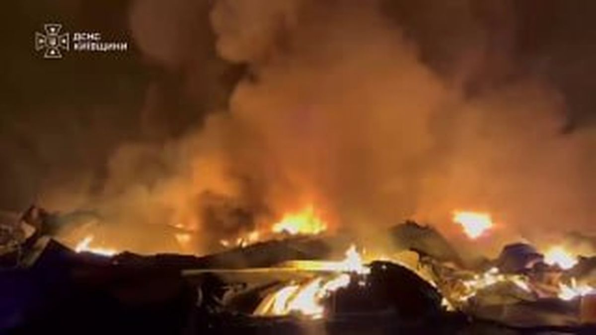 Масований удар по Києву і Київщині: 17 загиблих, 44 постраждалих (оновлено) Наслідки масованого ракетно-дронового удару по Києву та Київщині: 17 загиблих і 44 постраждалих після 24 балістичних ракет і 115 дронів