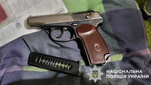 30 тисяч доларів за мовчання: у Києві затримали шантажиста бізнесмена