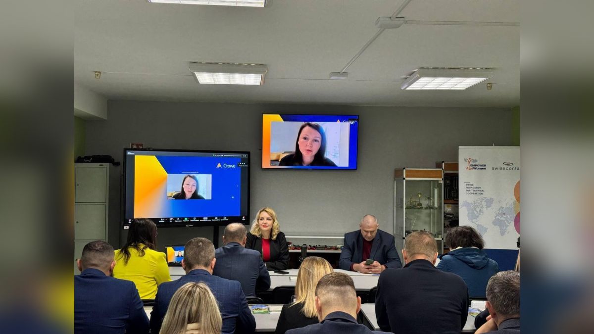 Аграрії Київщини залучили 17,8 мільярда гривень кредитів за дев’ять місяців Зустріч фермерів і представників влади на Київщині у межах платформи «Діалог влади та бізнесу» щодо кредитних програм підтримки