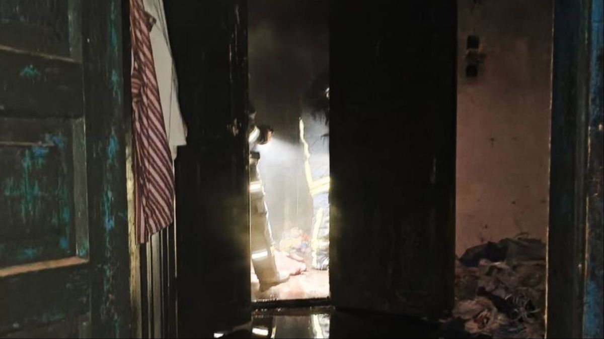 Наслідки пожежі у приватному будинку в Клавдієво-Тарасовому на Бучанщині, де загинув 64-річний чоловік