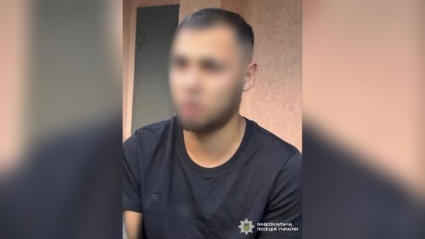 Палац одружень у Києві законсервують, а не реставрують під час війни Поліцейські Київщини затримали 24-річного мешканця Житомирщини за підозрою у пограбуванні у Фастові на 40 тисяч гривень
