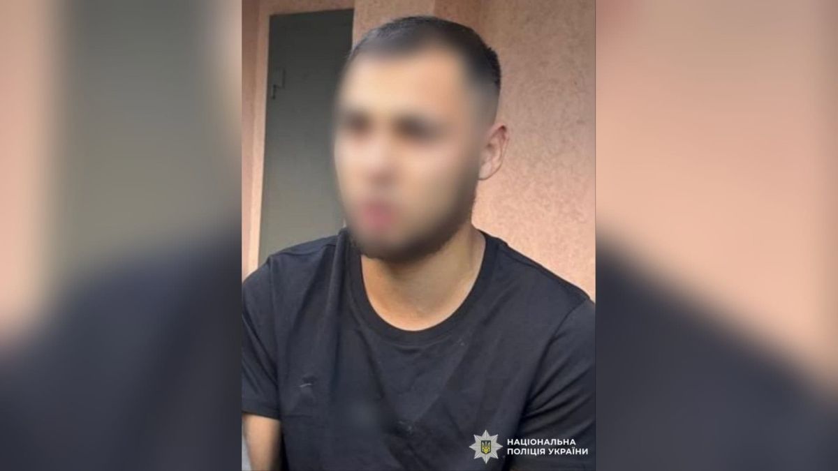 У Фастові підозрюють у пограбуванні 24-річного мешканця Житомирщини Поліцейські Київщини затримали 24-річного мешканця Житомирщини за підозрою у пограбуванні у Фастові на 40 тисяч гривень