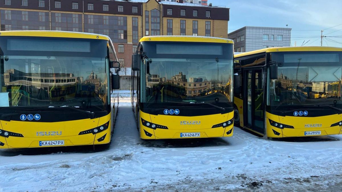 Київпастранс порушує ліцензійні умови — що виявила Укртрансбезпека Три модерні автобуси