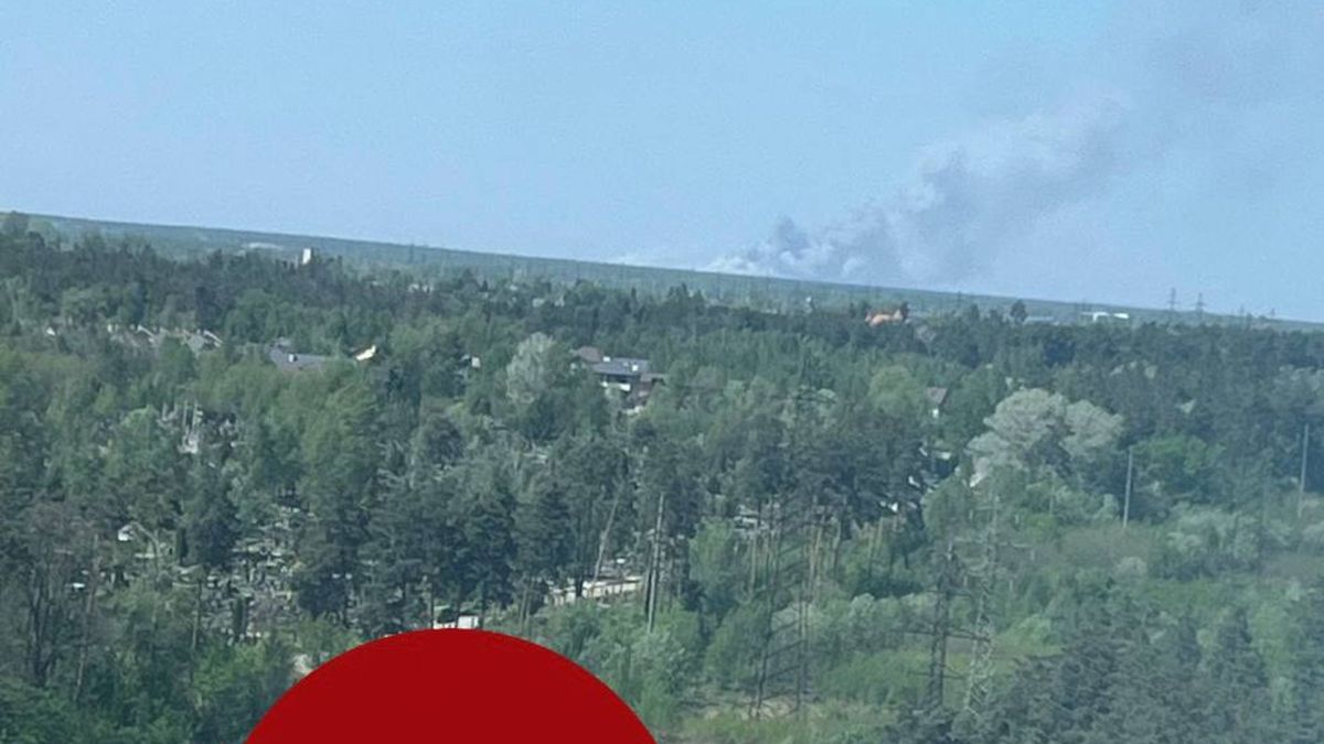 Пожежа біля Литвинівки: вогонь іде до лісу