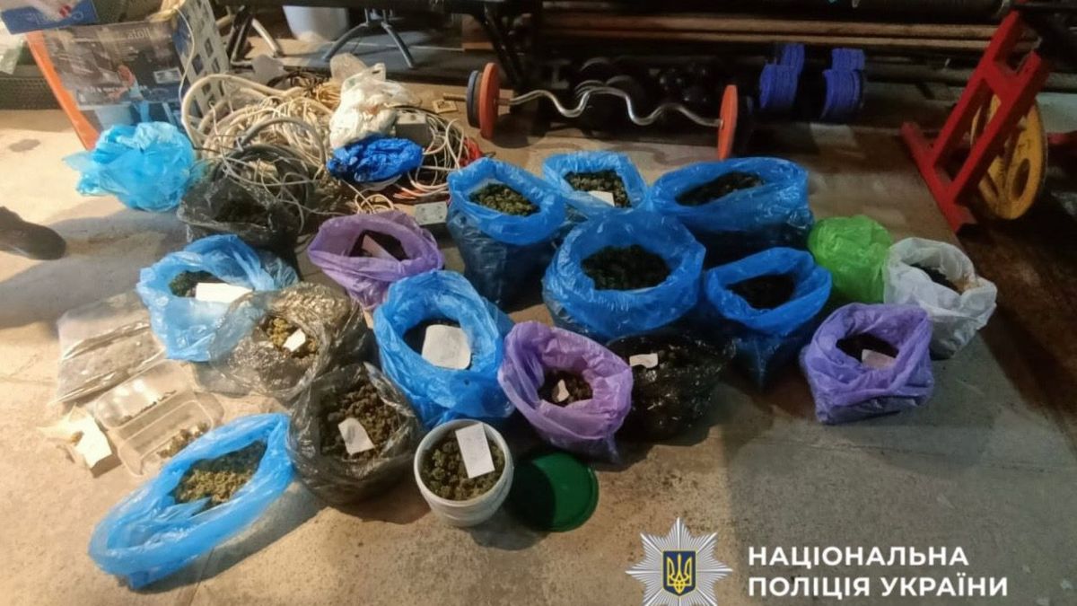 На Обухівщині затримали наркодилера: вилучили 14 кг канабісу