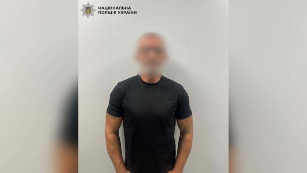 Поліцейські Бориспільщини затримали трьох чоловіків, підозрюваних у груповому зґвалтуванні 21-річної жительки Бориспільського району