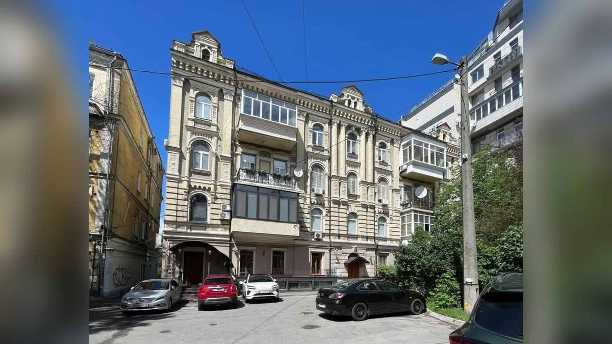 Прибутковий будинок Горенка на Великій Житомирській 24-Б у Києві, зведений у 1906–1907 роках