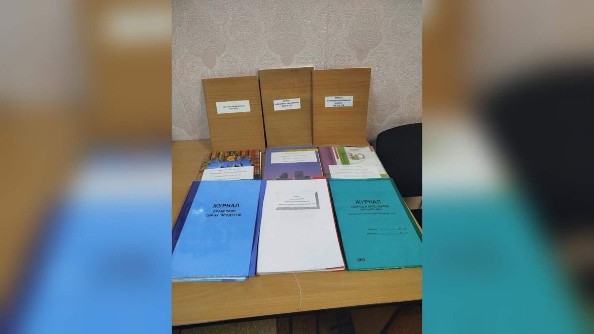 Журнали бракеражу продуктів і здоров’я працівників харчоблоку закладу дошкільної освіти № 170 у Деснянському р-ні