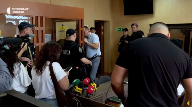 Суд над Лучановим: чому екскомбриг отримав 60 діб СІЗО Зала Рокитнянського районного суду під час обрання запобіжного заходу екскомбригу 155-ї бригади