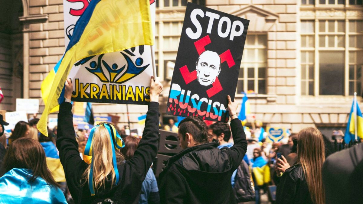 Акція з вимогою до РФ припинити війну проти України. Нью-Йорк, США, 2022 рік