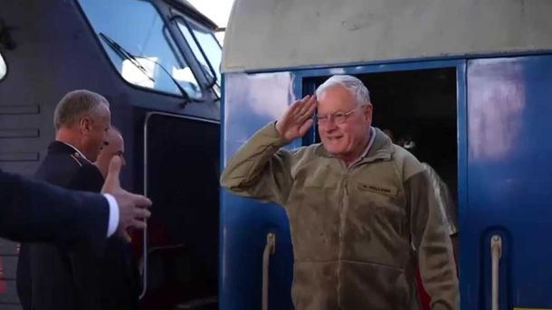 У Києві судитимуть жінку, яка за $4000 обіцяла «зняти» військовозобов’язаного з розшуку ТЦК У Києві судитимуть жінку, яка за $4000 обіцяла «зняти» військовозобов’язаного з розшуку ТЦК