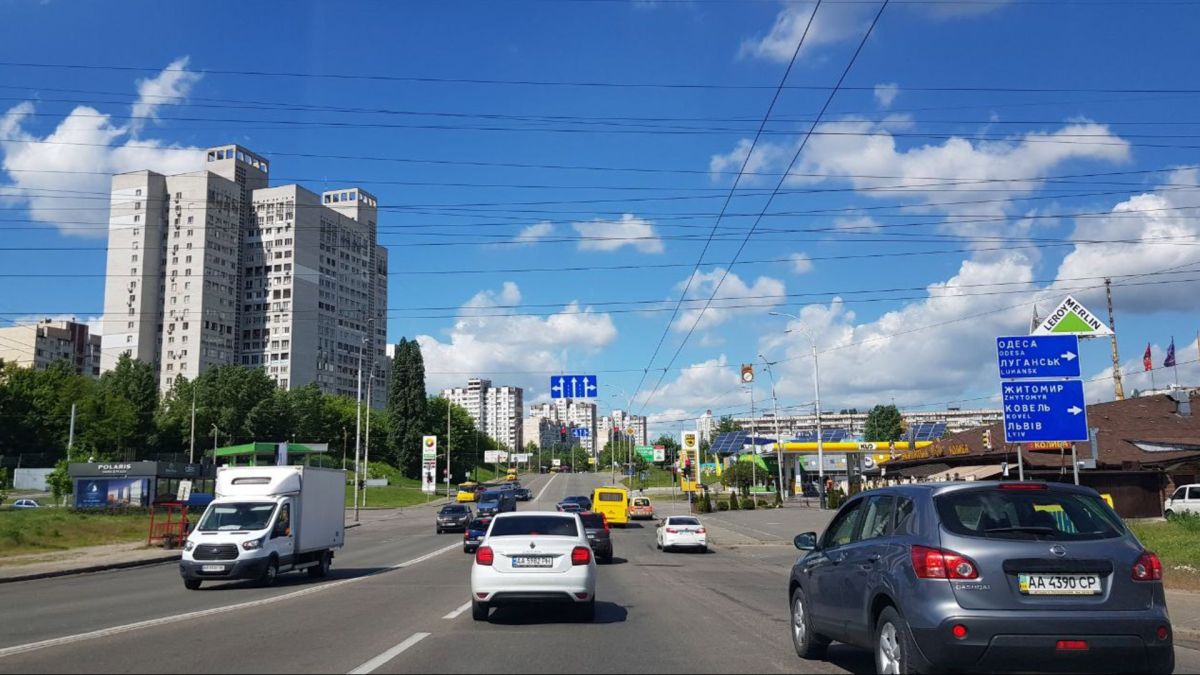 Полярна на Мінському масиві: ремонт вулиці збігається зі здачею ЖК Вулиця Полярна на Мінському масиві Оболонського району Києва, де у 2027 році запланований капітальний ремонт