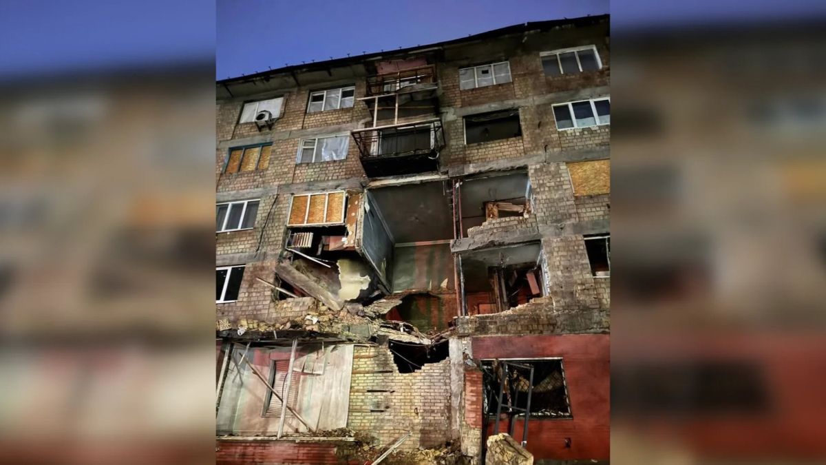 Зруйнований будинок у Києві