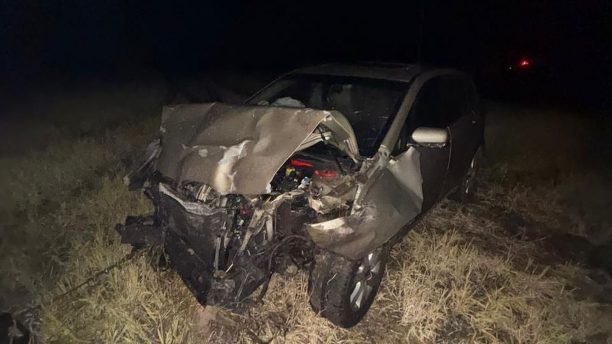 ДБР передало до суду справу гвардійця, що їхав 180 км/год п'яним Розбитий автомобіль Opel Vivaro на узбіччі траси Київ — Одеса після зіткнення з п'яним сержантом, який їхав 180 км/год