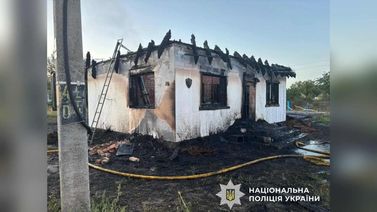 Двоє загиблих у пожежі в будинку з лазнею в селі Літочки на Броварщині Пожежа в приватному будинку з лазнею в селі Літочки на Броварщині — двоє людей загинули