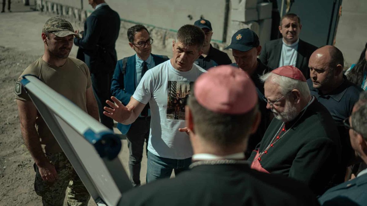 Ватикан і ООН побачили будинок у Дарниці, де загинули 24 людини Зруйнований російським ударом багатоквартирний будинок у Дарницькому районі Києва: 24 загиблих, 28 врятованих рятувальниками