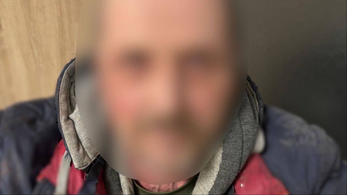 Поліція Київщини затримала 58-річного чоловіка, який завдав знайомому дев'ять ножових поранень у селі Требухів