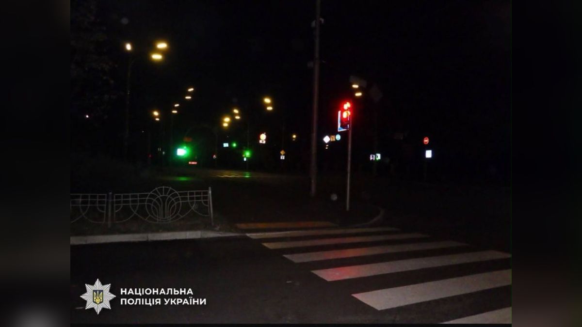Двох підлітків затримали за розбій у Дніпровському р-ні Поліцейські затримали двох неповнолітніх підозрюваних у розбійному нападі на вулиці Будівельників у Дніпровському р-ні Києва