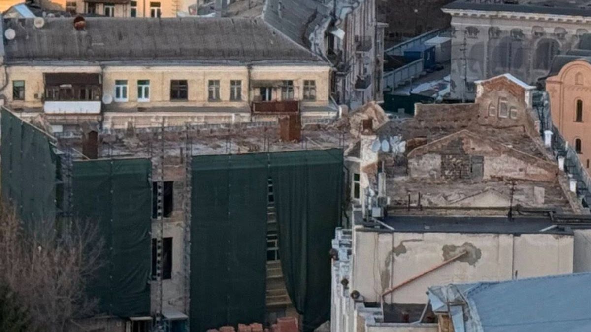 Будинок XVIII ст. на Подолі розбирають: Перов звернувся до прокуратури