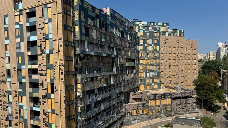 «Охматдит» розпочав відбудову після ракетного удару: ремонт коштуватиме майже 300 мільйонів