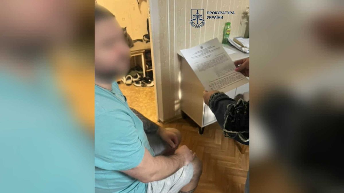 Правоохоронці повідомили про підозру шістьом киянам, які купили фальшиві довідки для отримання відстрочки від військової служби