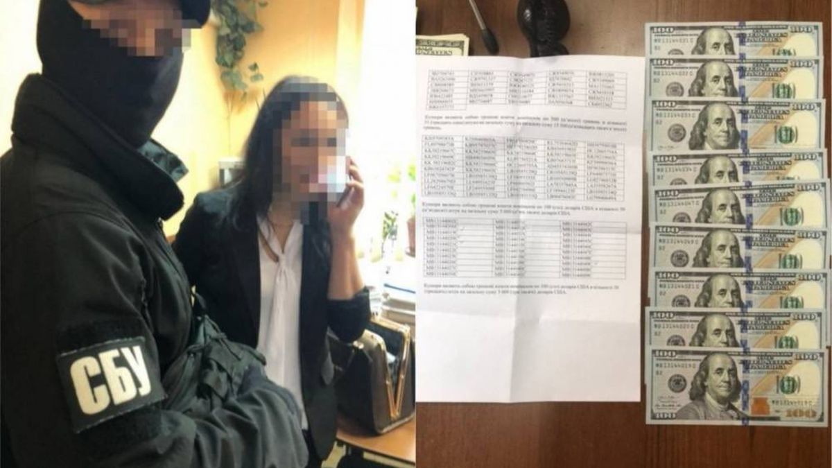 Співробітник СБУ затримує суддю у справі про незаконні будівельні рішення на пам'ятках Подолу