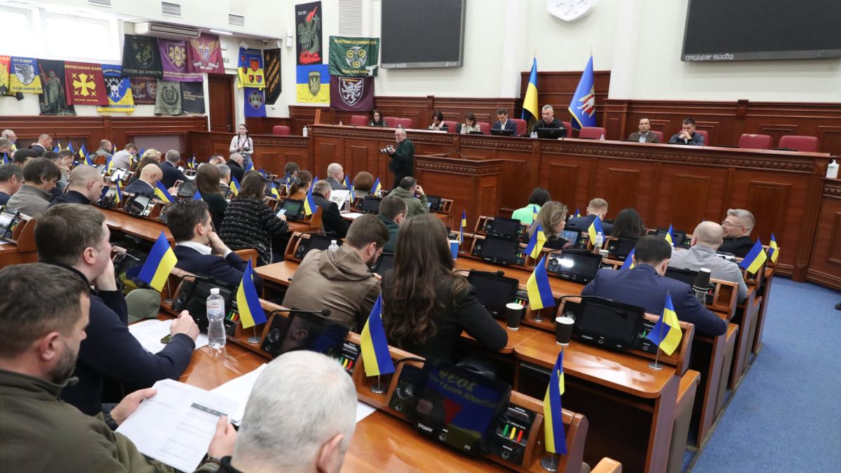 Київська міська рада розглядає план енергостійкості столиці на позачерговому засіданні