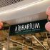 Головні новини Києва | Kyiv.News Вхід до оновленого магазину Librarium у Blockbuster Mall, прикрашений рожевими повітряними кульками з нагоди відкриття