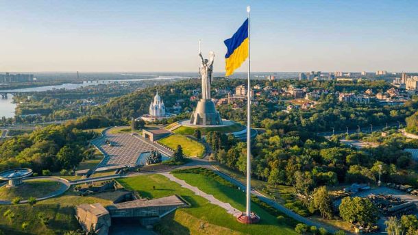 УХЛ: Київські Кепіталз влаштували видовищний матч проти Дніпра, а Сокіл здобуває мінімальну перемогу
